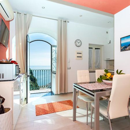 Il Paradiso Sul Mare Apartment Скала Экстерьер фото